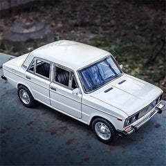 1/24 LADA 2106 Classic Diecast Model Car – Vintage Soviet Legend Dicast Model Cars