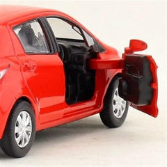1:36 Toyota Yaris Dicast Model Car diecastmodelcars.pk