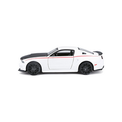 2014 Ford Mustang Street Racer 1:24 Dicast Model Cars