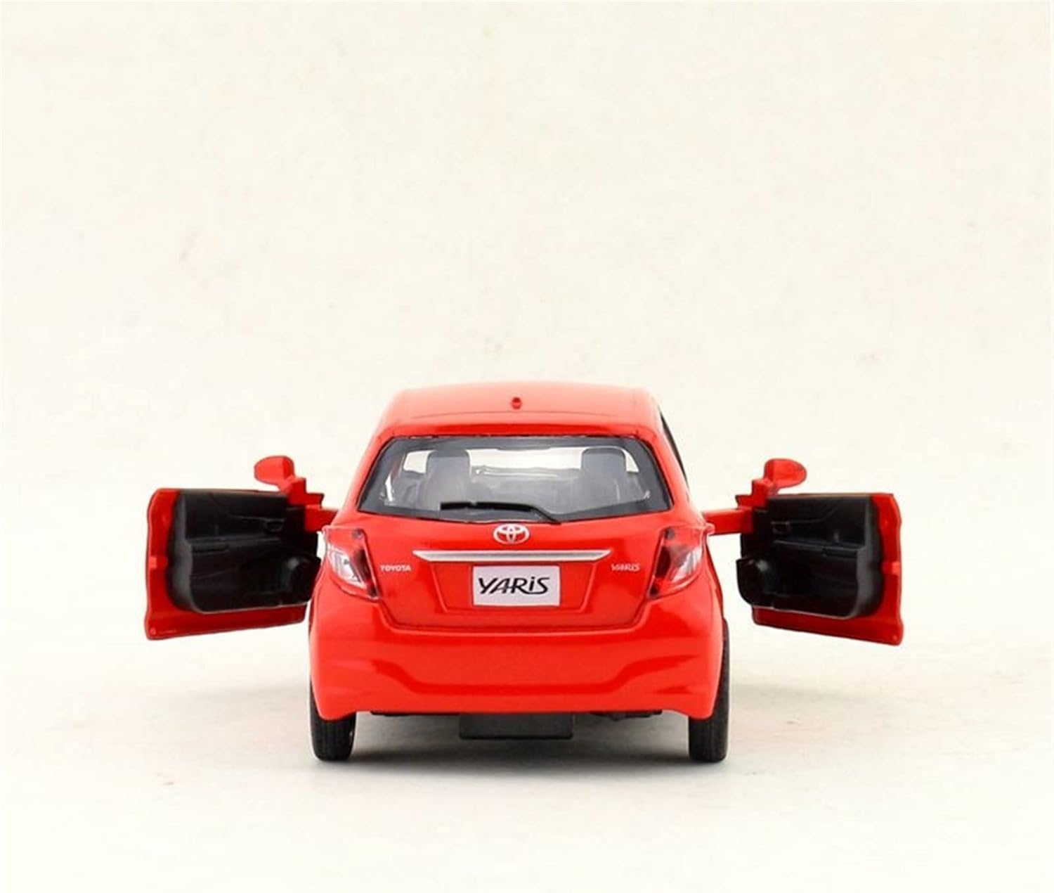 1:36 Toyota Yaris Dicast Model Car