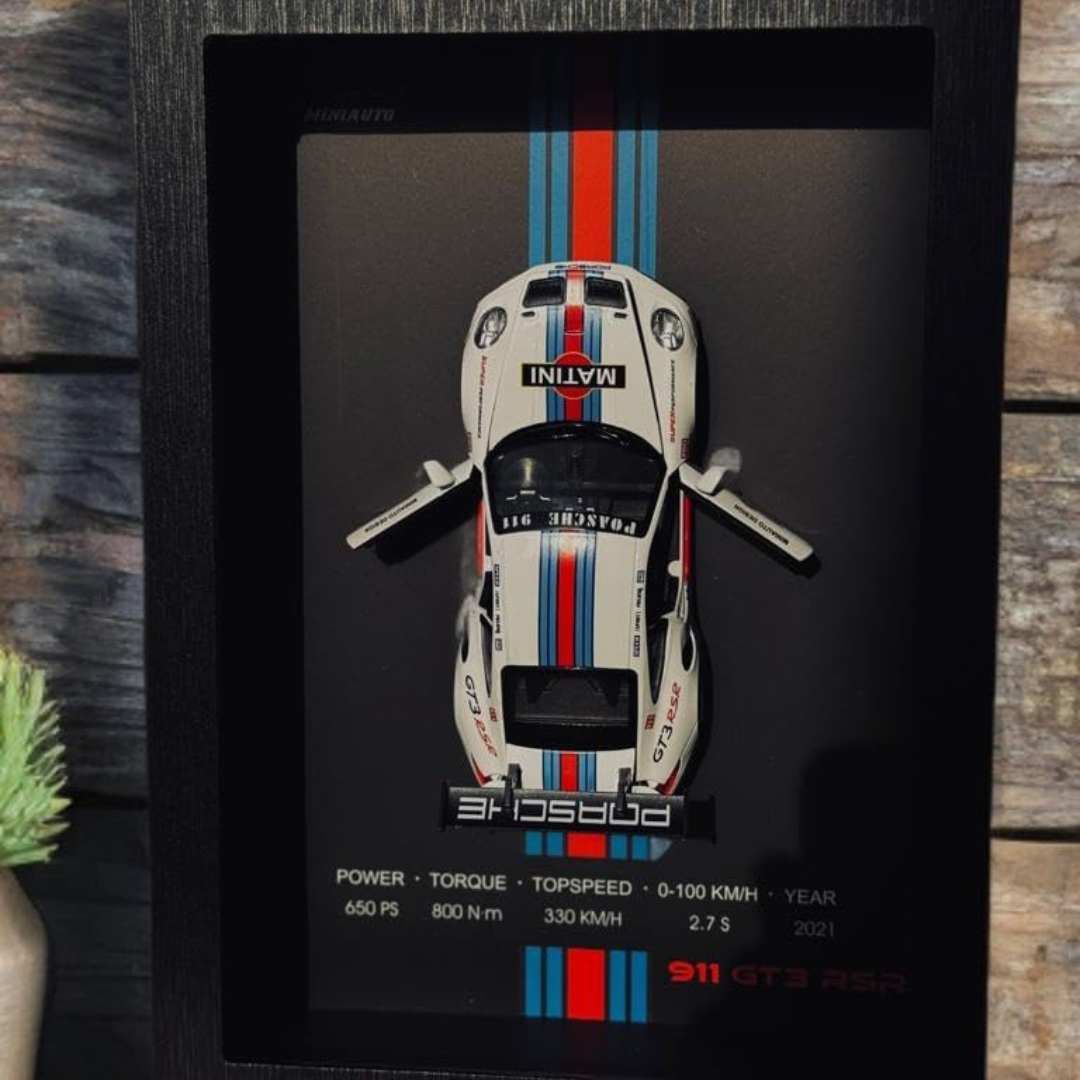 Porsche 911 GT3 RSR with FRAME