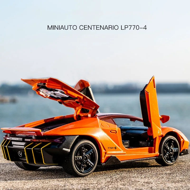 Lamborghini LP 770-4 Diecast Model Car 1:32