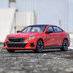 1:24 BMW I5 M60 Diecast Model Car